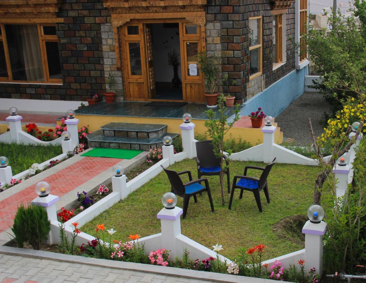 Hotel Jeevanam Villa Leh Exterior photo